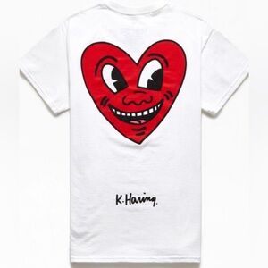 Keith Haring Heart T-Shirt ❤️❤️❤️❤️ Valentines❤️❤️❤️❤️❤️❤️